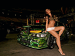 Girl_And_Car_125_.jpg