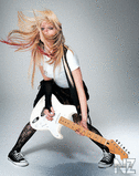 01_Avril_Lavigne_2007.jpg